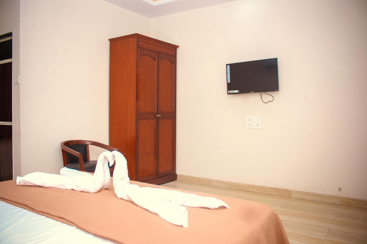 Blue Sea Residency Alībāg Εξωτερικό φωτογραφία