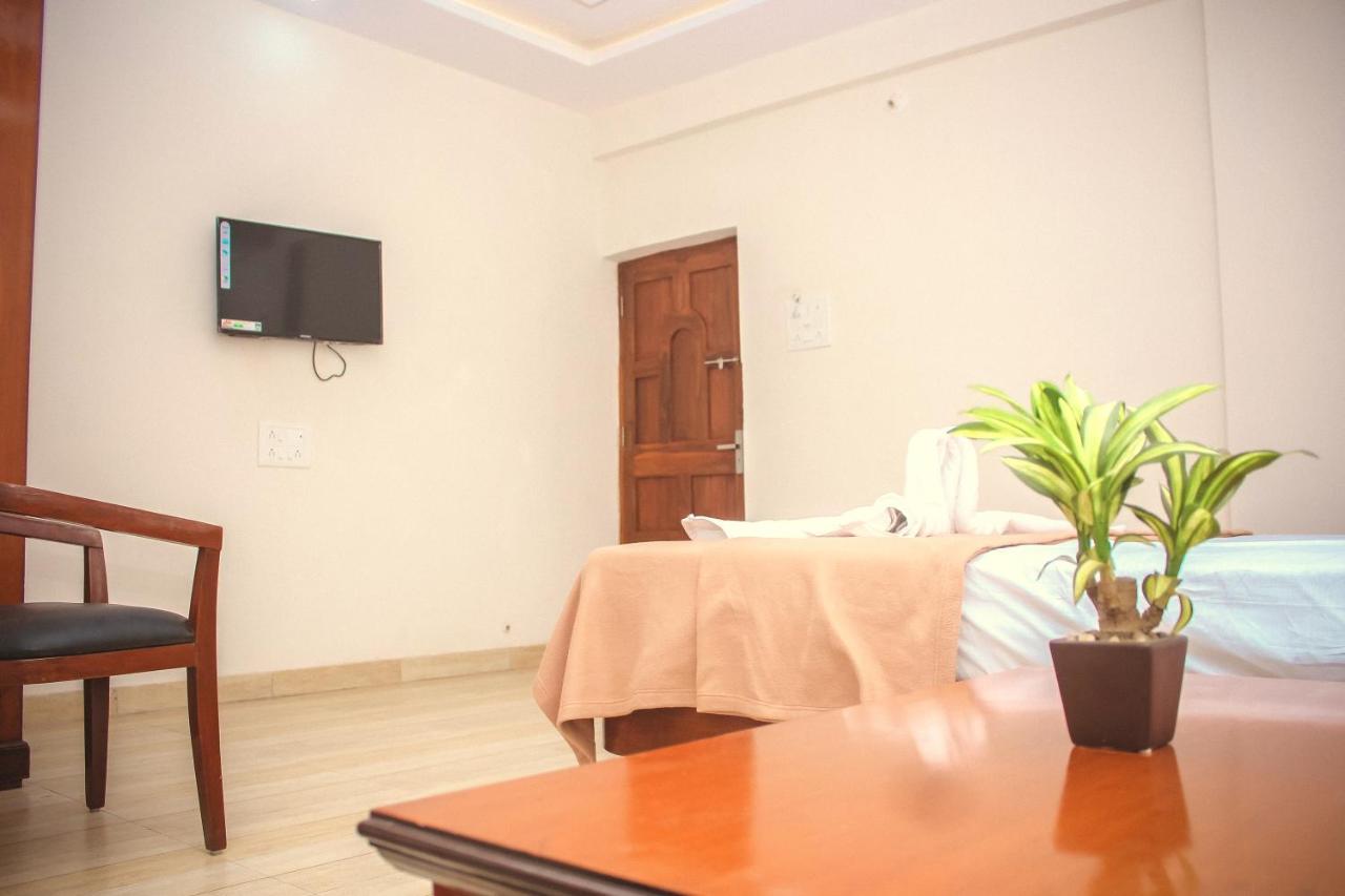 Blue Sea Residency Alībāg Εξωτερικό φωτογραφία